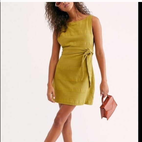 Free People Dresses & Skirts - Keyhole back dress